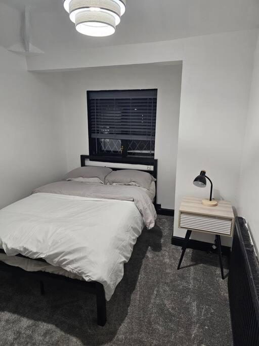 Quiet Family Home Tettenhall 외부 사진